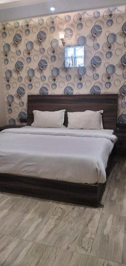 Hotel The Midnight By Wb Inn Agra  Exterior foto
